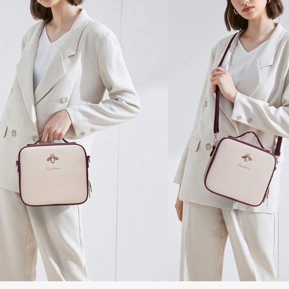 LACATTURA classic bee accent ivory leather makeup travel case bag - Picture 11 of 12